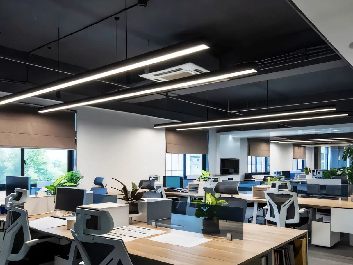 Hangende LED Lichtbalk zwart 60cm 18W Koppelbaar